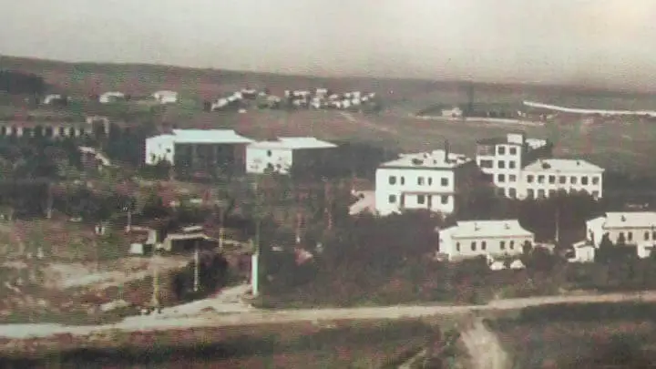 Сарыағаш шипажайы ішіндегі бірінші жол. 1960 жыл