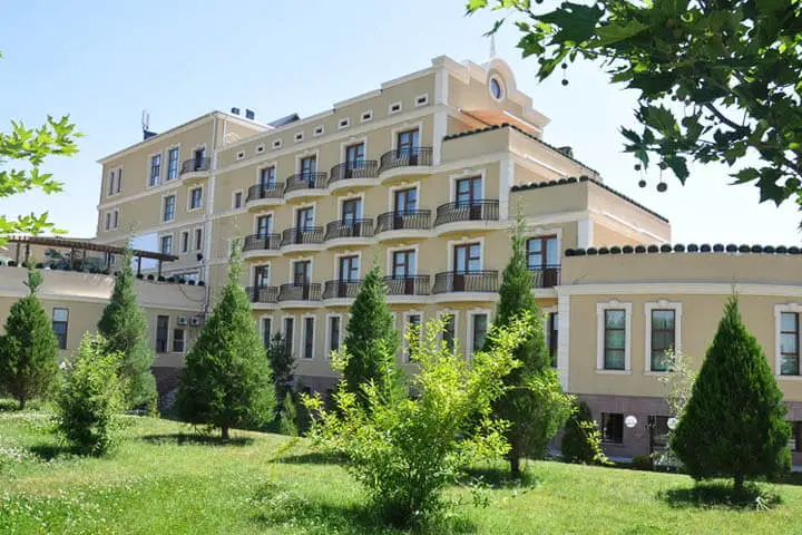 Aray Deluxe суреттері